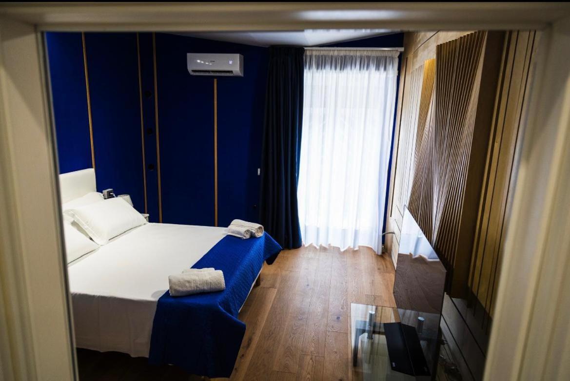Hotel Legami House Napoli Esterno foto
