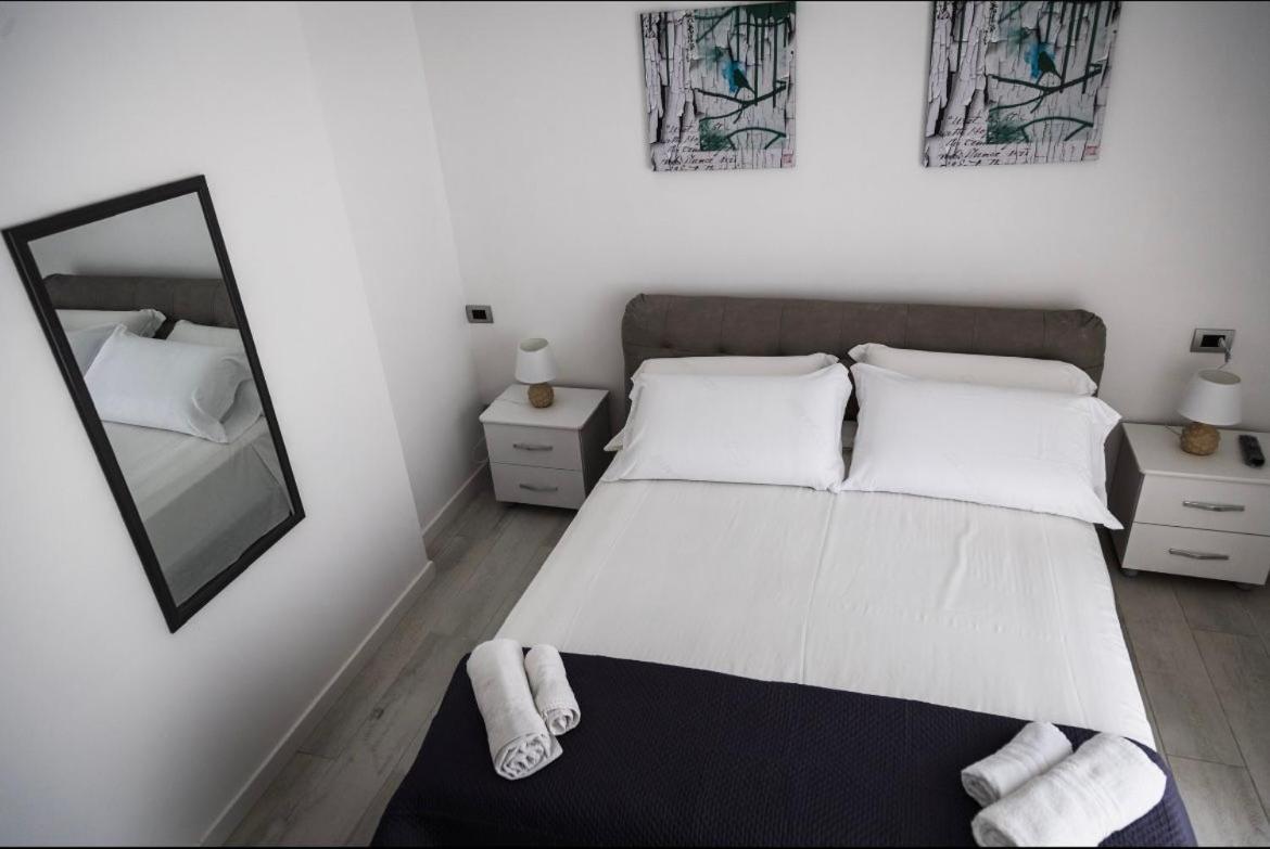 Hotel Legami House Napoli Esterno foto