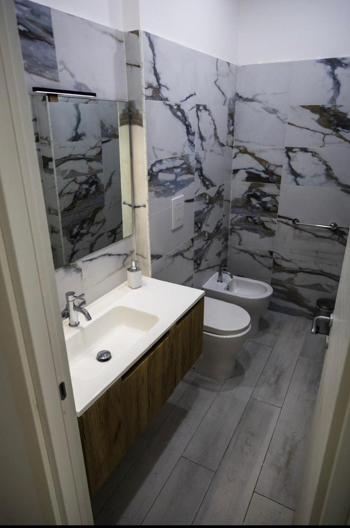 Hotel Legami House Napoli Esterno foto