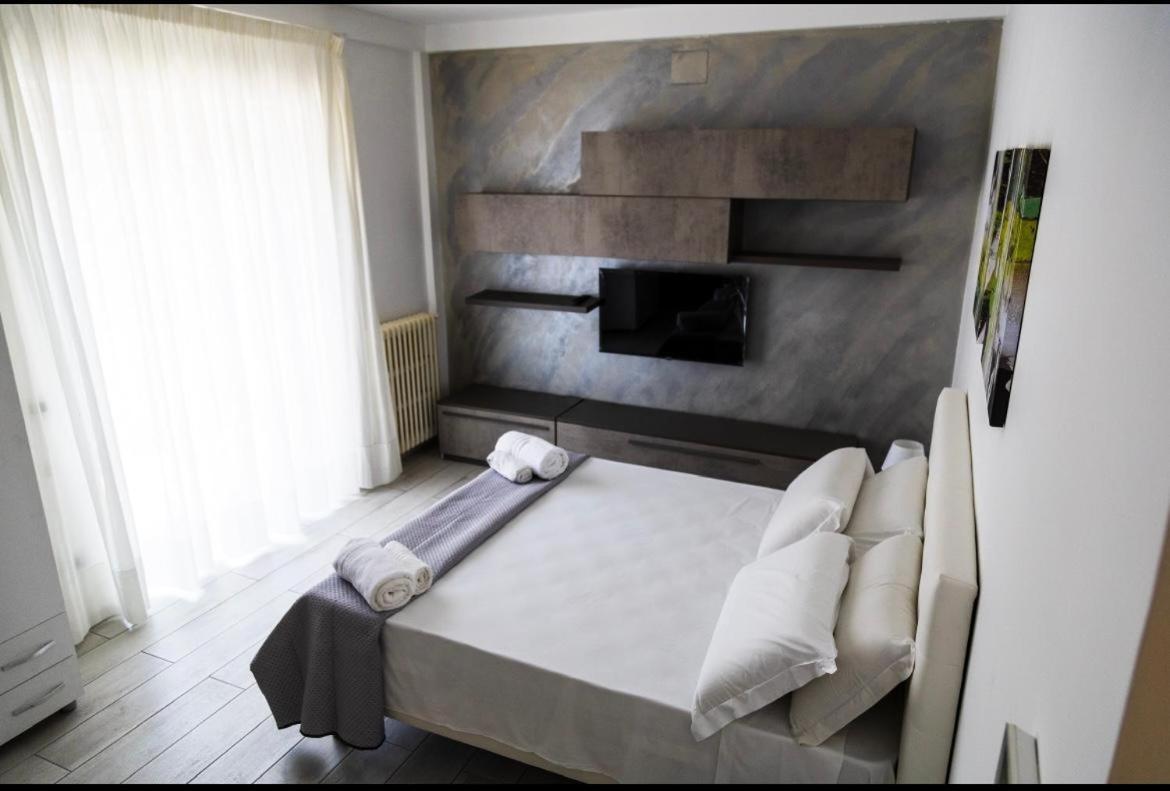 Hotel Legami House Napoli Esterno foto